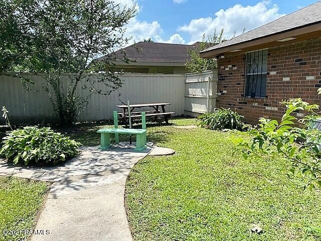 206 Terry Drive, Lafayette, LA 70501