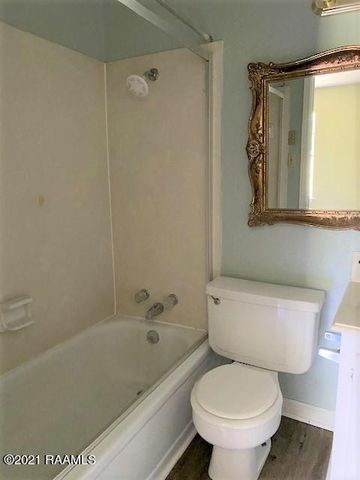 206 Terry Drive, Lafayette, LA 70501