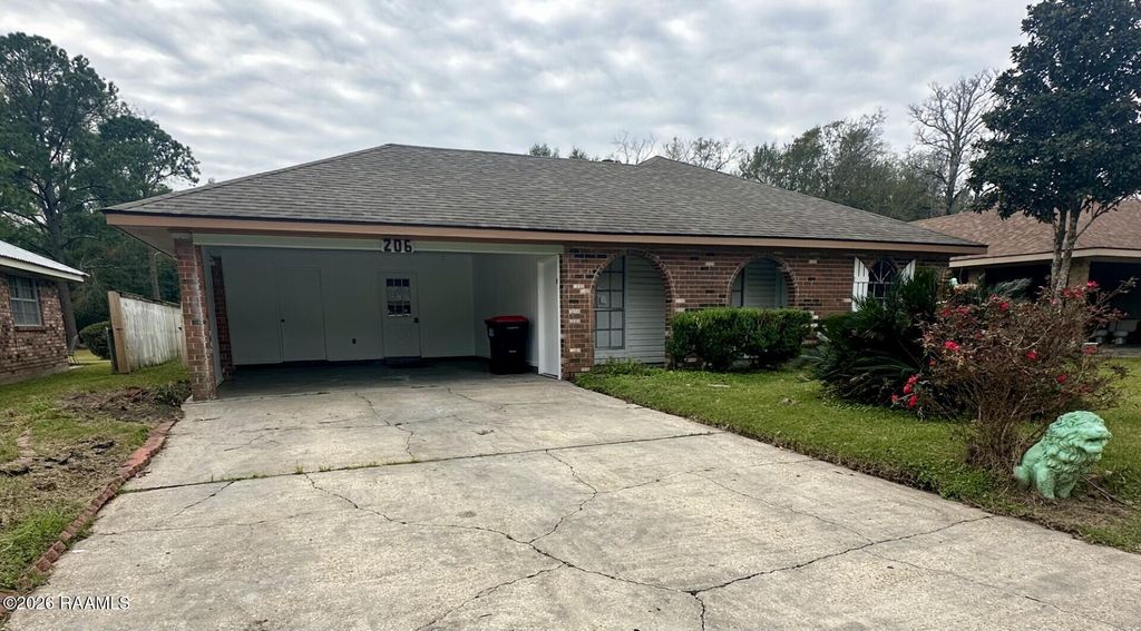 206 Terry Drive, Lafayette, LA 70501