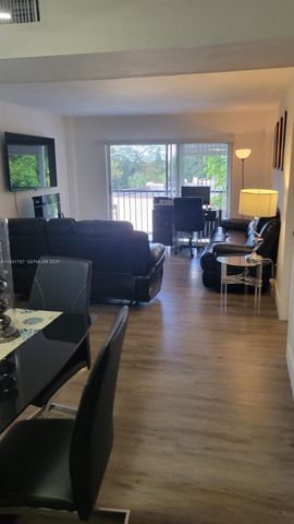 4158 Inverrary Dr 409, Lauderhill, FL 33319