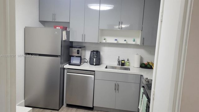 4158 Inverrary Dr 409, Lauderhill, FL 33319