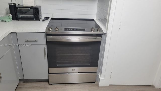 4158 Inverrary Dr 409, Lauderhill, FL 33319