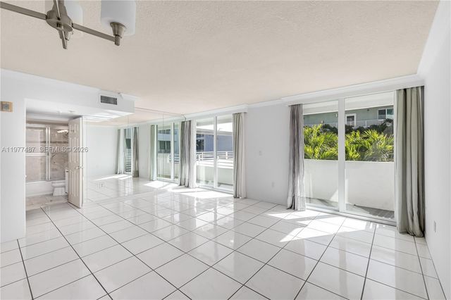 7800 Collins Ave 302, Miami Beach, FL 33141