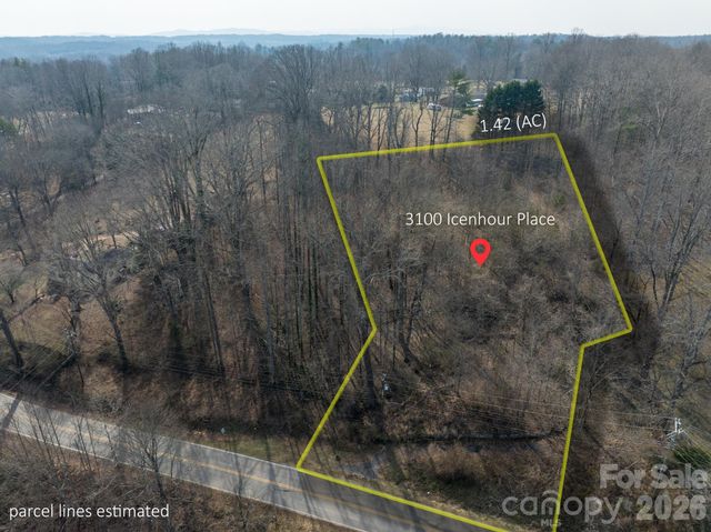 3100 Icenhour Place, Lenoir, NC 28645