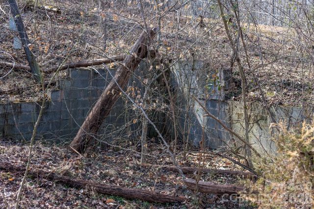 3100 Icenhour Place, Lenoir, NC 28645