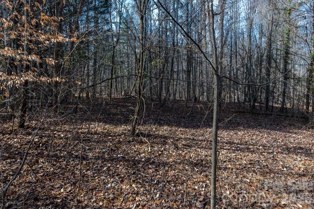 3100 Icenhour Place, Lenoir, NC 28645