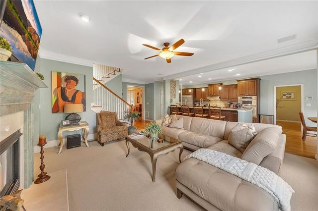 616 Parkview Drive, Canton, GA 30114