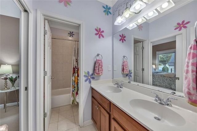 616 Parkview Drive, Canton, GA 30114