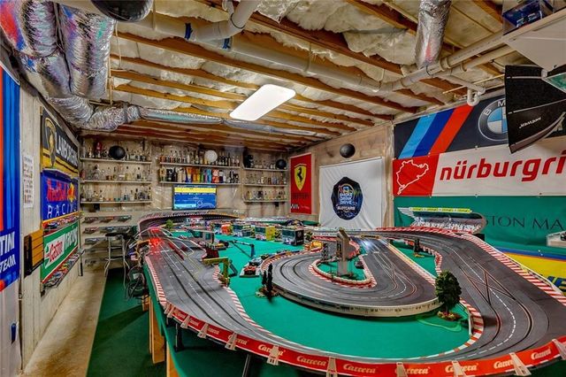 616 Parkview Drive, Canton, GA 30114