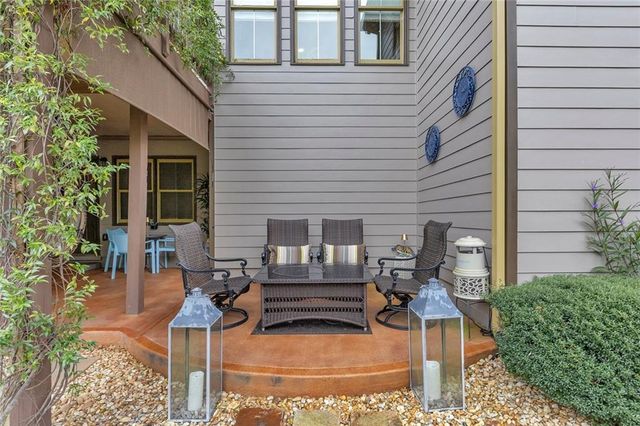 616 Parkview Drive, Canton, GA 30114