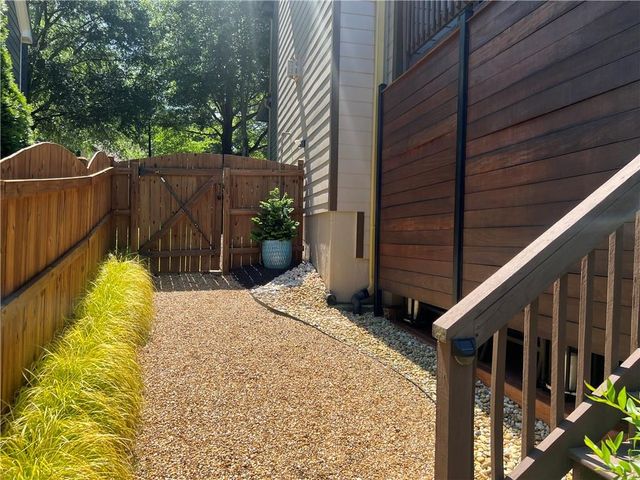 616 Parkview Drive, Canton, GA 30114