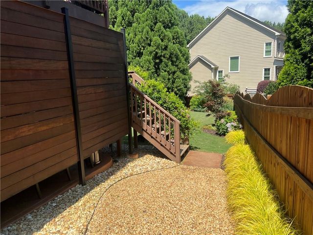 616 Parkview Drive, Canton, GA 30114