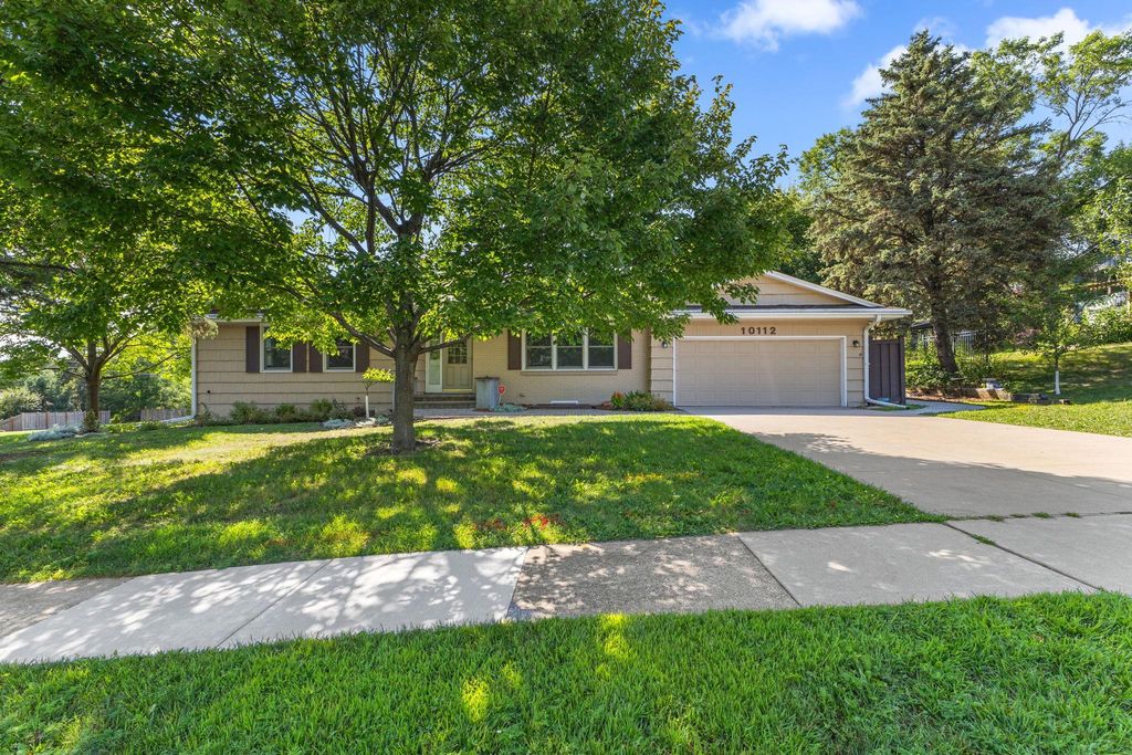 10112 Nord Avenue S, Bloomington, MN 55437 — exterior