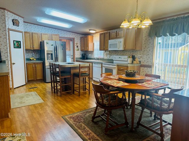 396 Red Oak Drive SW, Shallotte, NC 28470