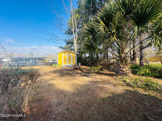 396 Red Oak Drive SW, Shallotte, NC 28470