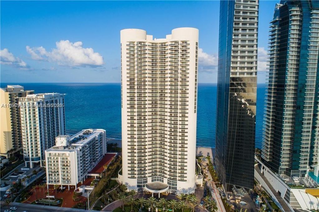 17201 Collins Ave 1704, Sunny Isles Beach, FL 33160