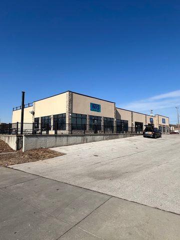 114 Myrtle Street W, Davenport, IA 52802