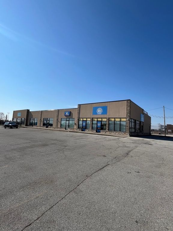 114 Myrtle Street W, Davenport, IA 52802