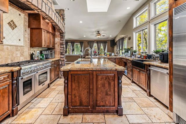 30015 Ridge Creek, Valley Center, CA 92082