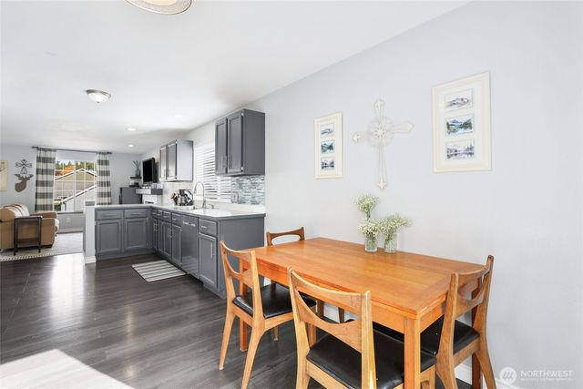 13701 SE 275th Place, Kent, WA 98042