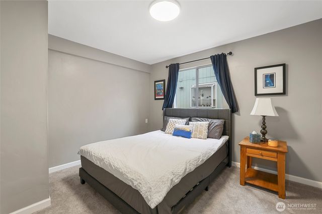 13701 SE 275th Place, Kent, WA 98042