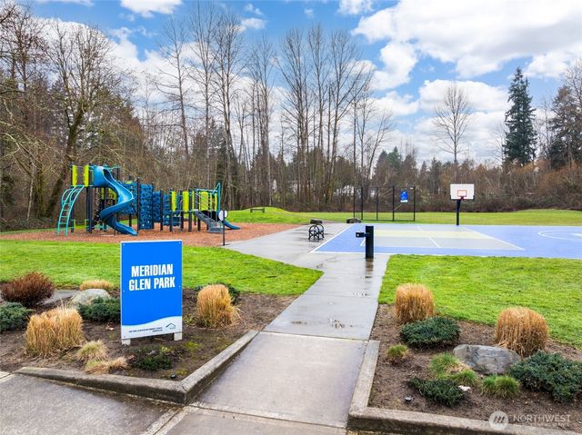 13701 SE 275th Place, Kent, WA 98042