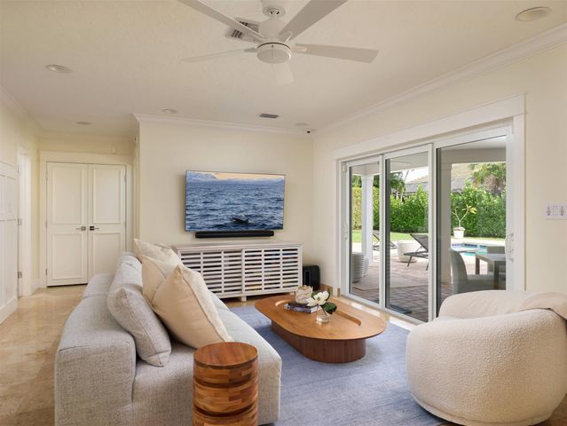 105 Olympus Circle, Jupiter, FL 33477