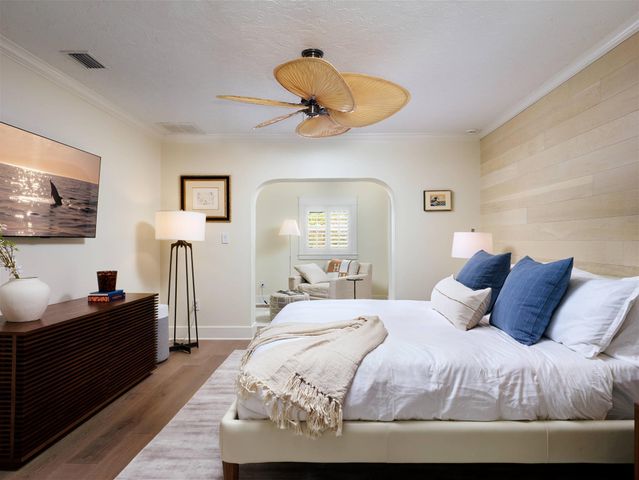 105 Olympus Circle, Jupiter, FL 33477