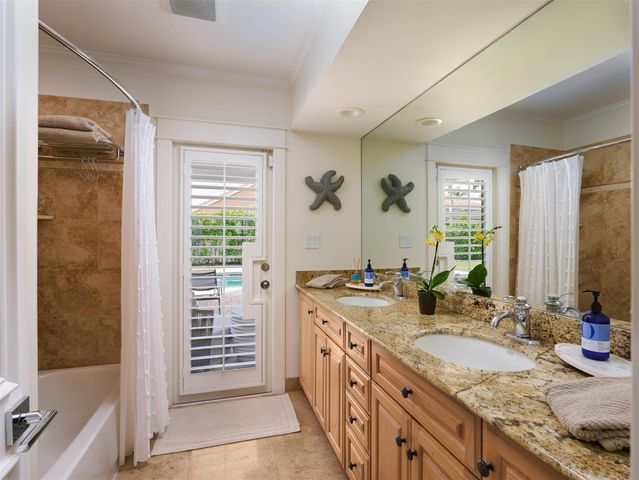 105 Olympus Circle, Jupiter, FL 33477