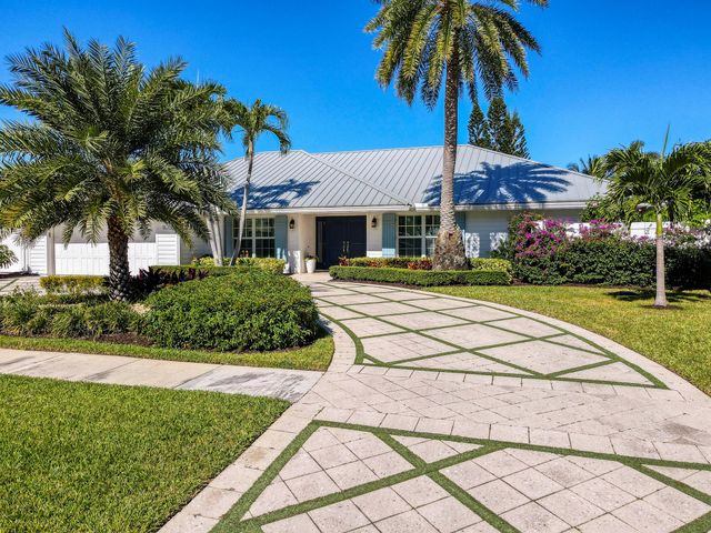 105 Olympus Circle, Jupiter, FL 33477