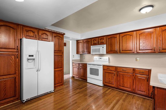 11971 Fairview Drive, Sterling Heights, MI 48312