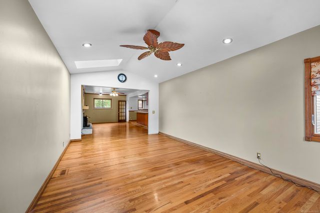 11971 Fairview Drive, Sterling Heights, MI 48312