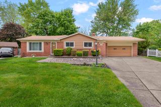 11971 Fairview Drive, Sterling Heights, MI 48312