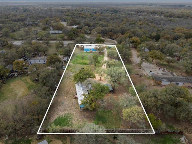 176 Pearson RD, Dale, TX 78616