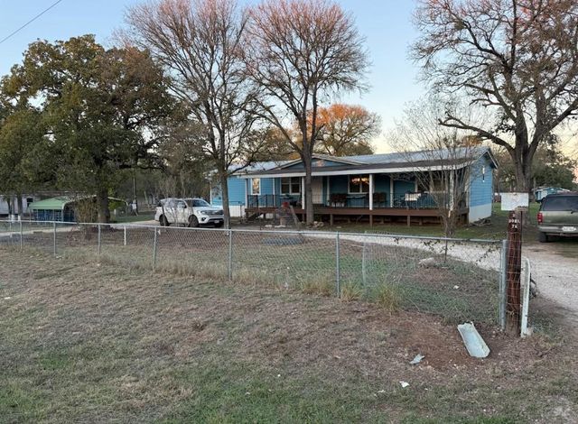 176 Pearson RD, Dale, TX 78616