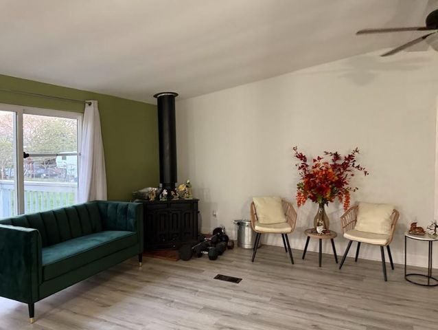 176 Pearson RD, Dale, TX 78616