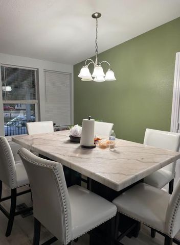 176 Pearson RD, Dale, TX 78616