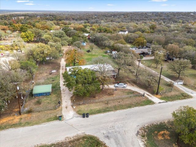 176 Pearson RD, Dale, TX 78616