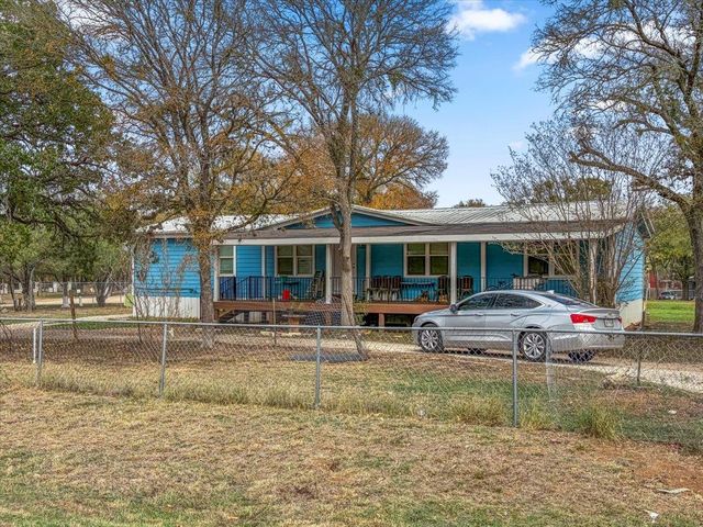 176 Pearson RD, Dale, TX 78616