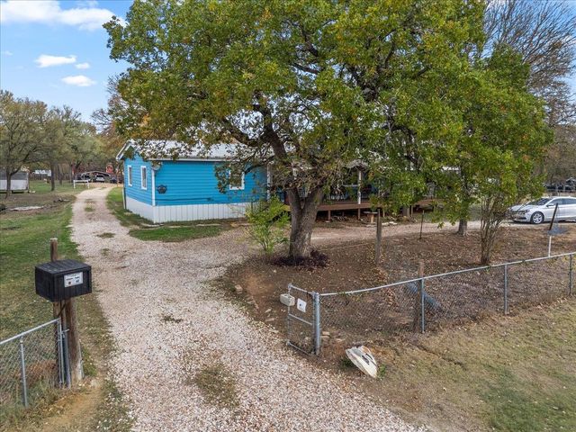 176 Pearson RD, Dale, TX 78616