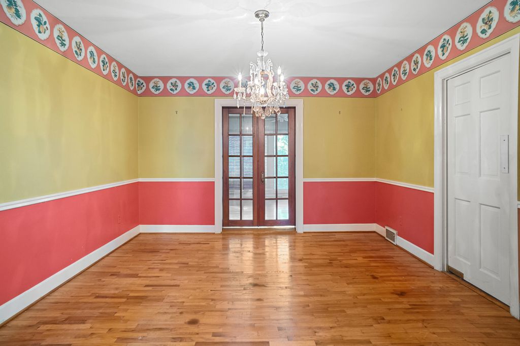 111 Tanglewood Drive, Frankfort, KY 40601