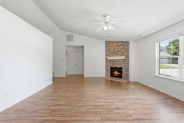 213 Woodfield Way, Nicholasville, KY 40356