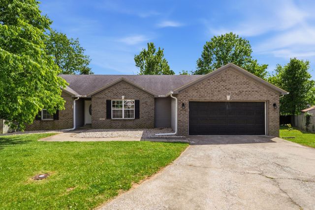 213 Woodfield Way, Nicholasville, KY 40356