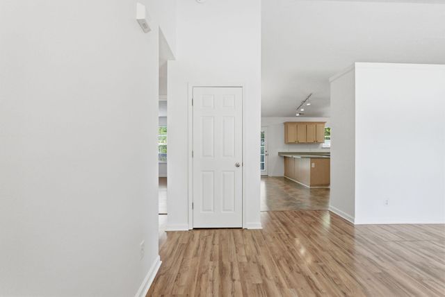 213 Woodfield Way, Nicholasville, KY 40356