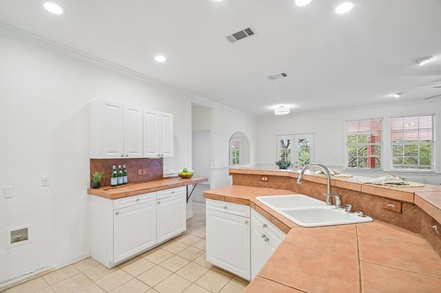 20609 Bridal Path RD, Lago Vista, TX 78645