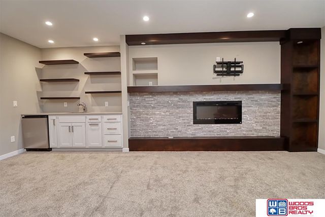 8110 Cooper Court, Lincoln, NE 68506