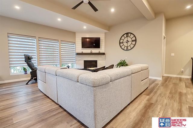 8110 Cooper Court, Lincoln, NE 68506