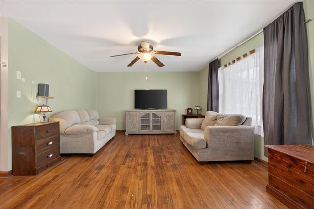 624 Dean Rd, Clarksville, TN 37040