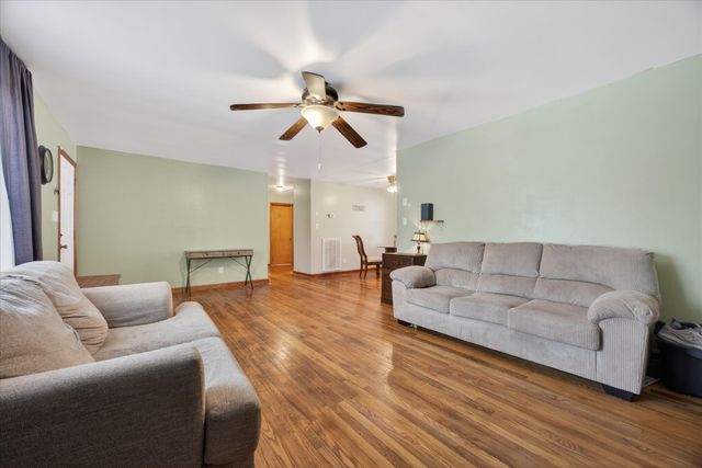 624 Dean Rd, Clarksville, TN 37040