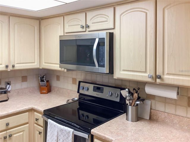 4736 JASPER DRIVE 207, New Port Richey, FL 34652
